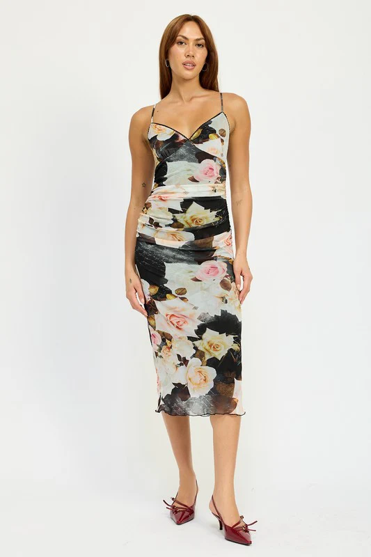 RUCHED MIDI V NECK DRESS - Budpants